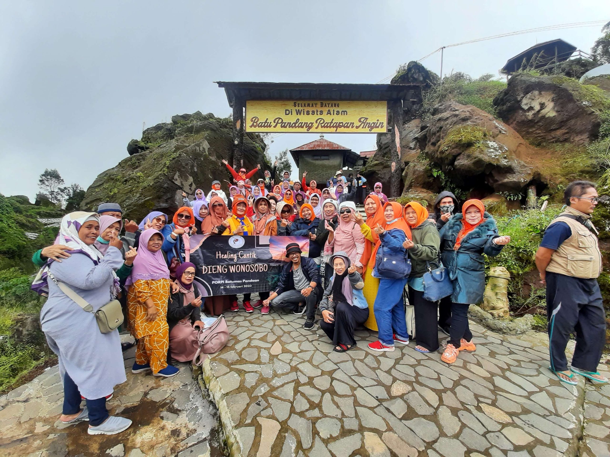 paket outbound Dieng